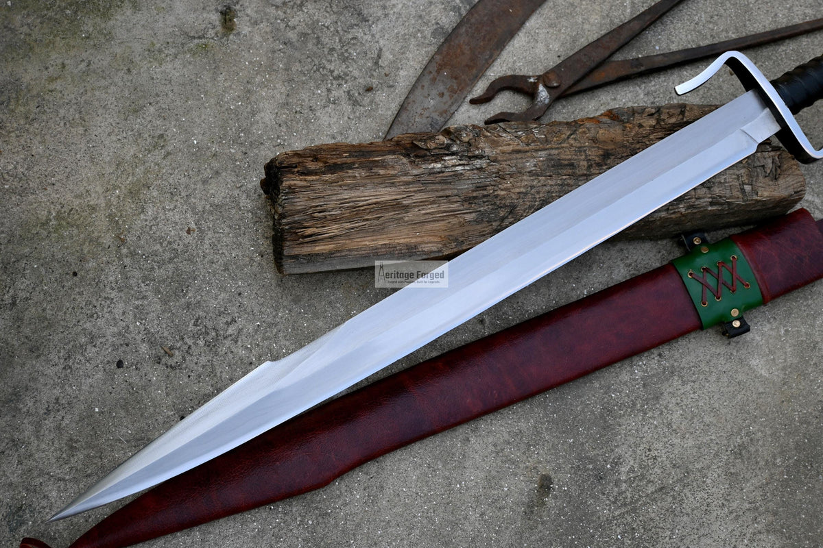 FALICON MACHETE / Large Jungle Clever/26 inches Long Blade Heavy duties machete/ Full tang/ Leaf spring of truck/ Tempered/Sharpen/Working