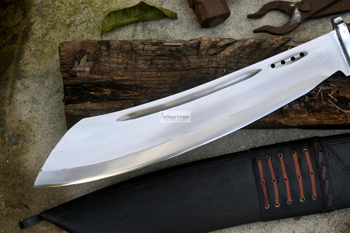 PARANG MACHETE / Large Jungle Machete/15 inches Long Blade Heavy duties machete/ Full tang/ Leaf spring of truck/ Tempered/Sharpen/Working
