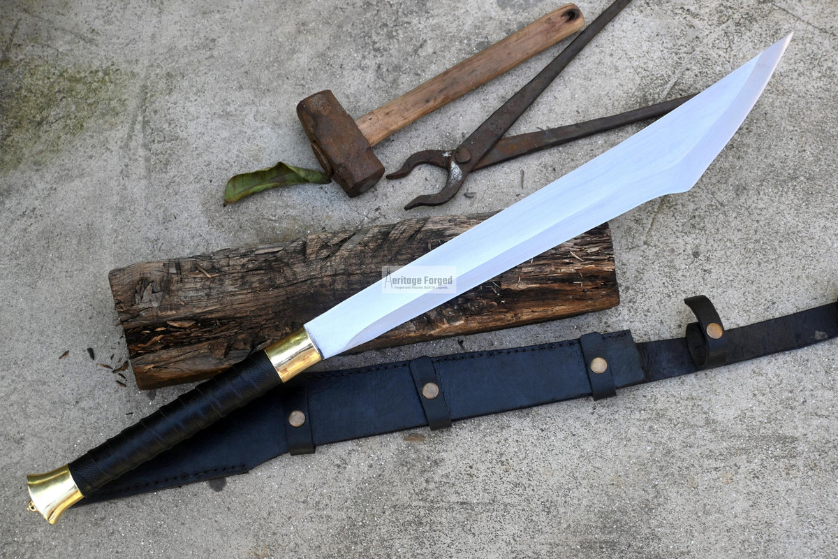 TANTO MACHETE / Large Jungle Machete/20 inches Long Blade Heavy duties machete/ Full tang/ Leaf spring of truck/ Tempered/Sharpen/Working