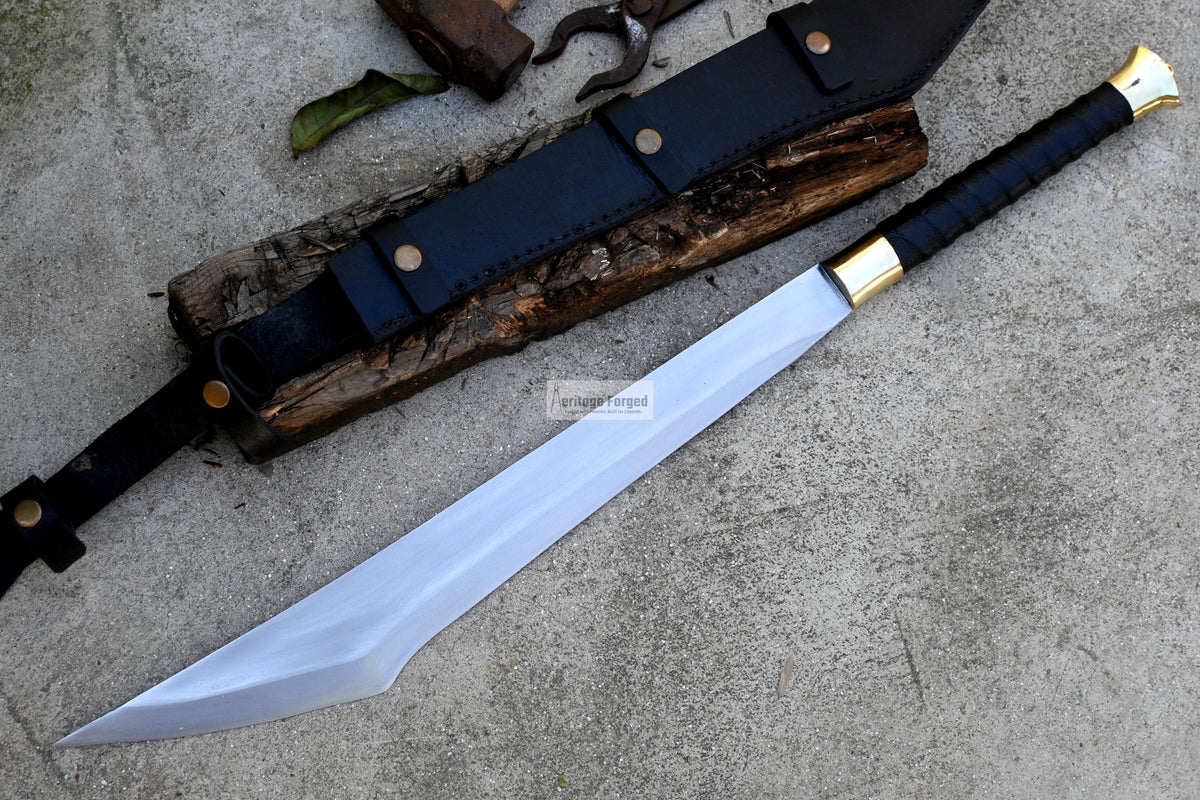 TANTO MACHETE / Large Jungle Machete/20 inches Long Blade Heavy duties machete/ Full tang/ Leaf spring of truck/ Tempered/Sharpen/Working
