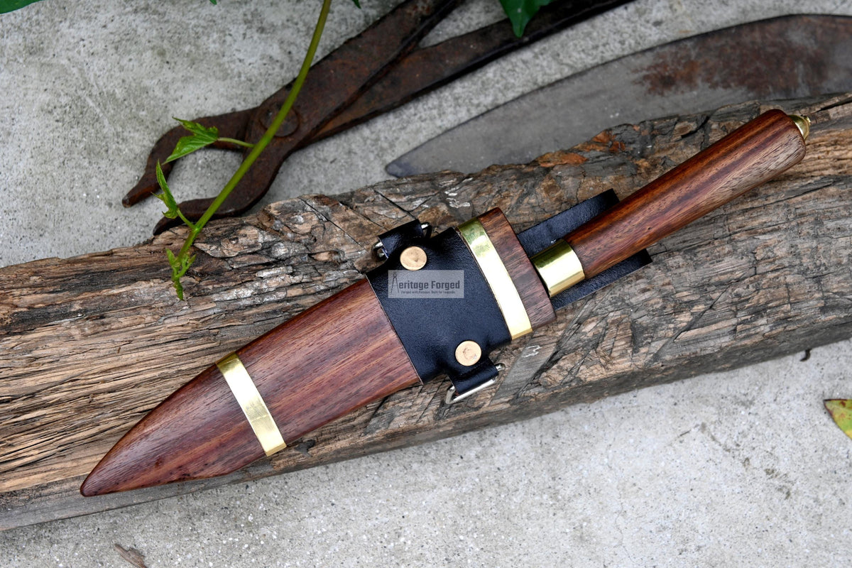 HUNTING KNIFE/Hand forged Bushcraft knife/Real working knife/handmade knife/Leaf spring of truck/wooden Handle/Sharpen/Tempered/knife/knives