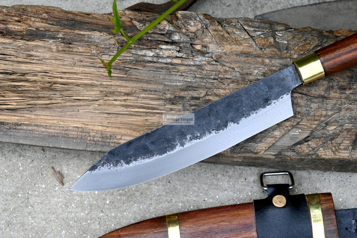 HUNTING KNIFE/Hand forged Bushcraft knife/Real working knife/handmade knife/Leaf spring of truck/wooden Handle/Sharpen/Tempered/knife/knives