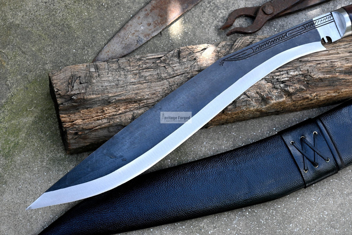 LARGE FARMER KHUKURI / Large kukri Machete/ 18 inches Long Blade Heavy machete/ Full tang/ Leaf spring of truck/ Tempered/Sharpen/Working