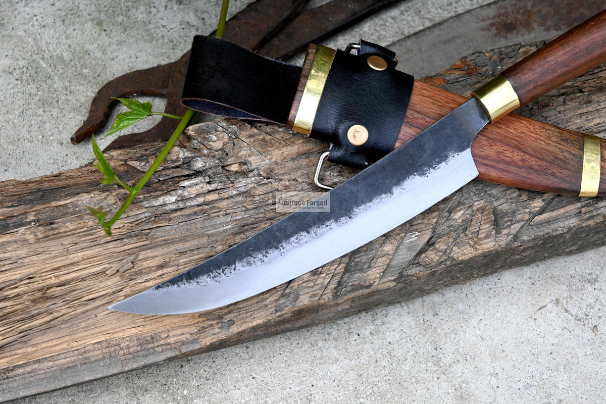 HUNTING KNIFE/7.5 inches long blade hunting knife/handmade knife/Leaf spring of truck/wooden Handle/Sharpen/Tempered/knife/knives