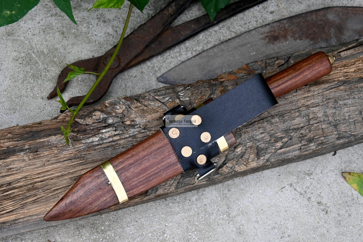 HUNTING KNIFE/Hand forged Bushcraft knife/Real working knife/handmade knife/Leaf spring of truck/wooden Handle/Sharpen/Tempered/knife/knives