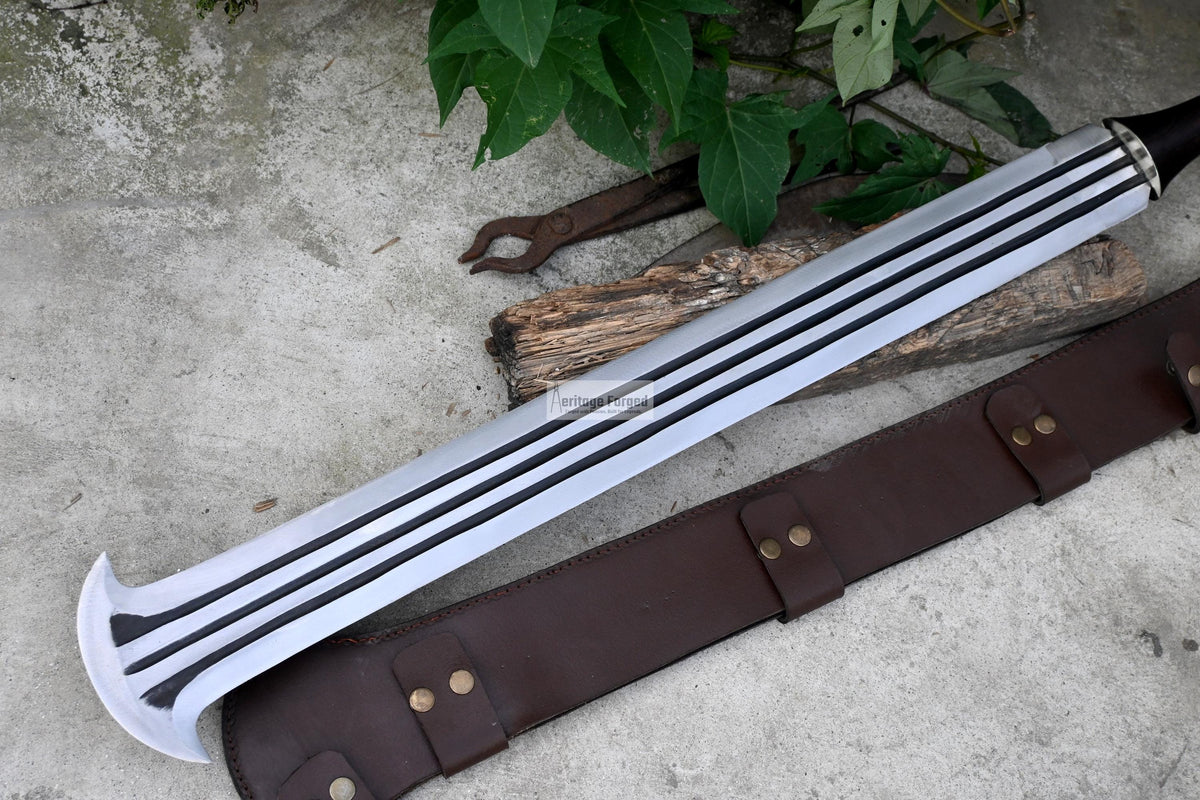 KONDA MACHETE / Large African Machete/30 inches Long Blade Heavy duties machete/ Full tang/ Leaf spring of truck/ Tempered/Sharpen/Working