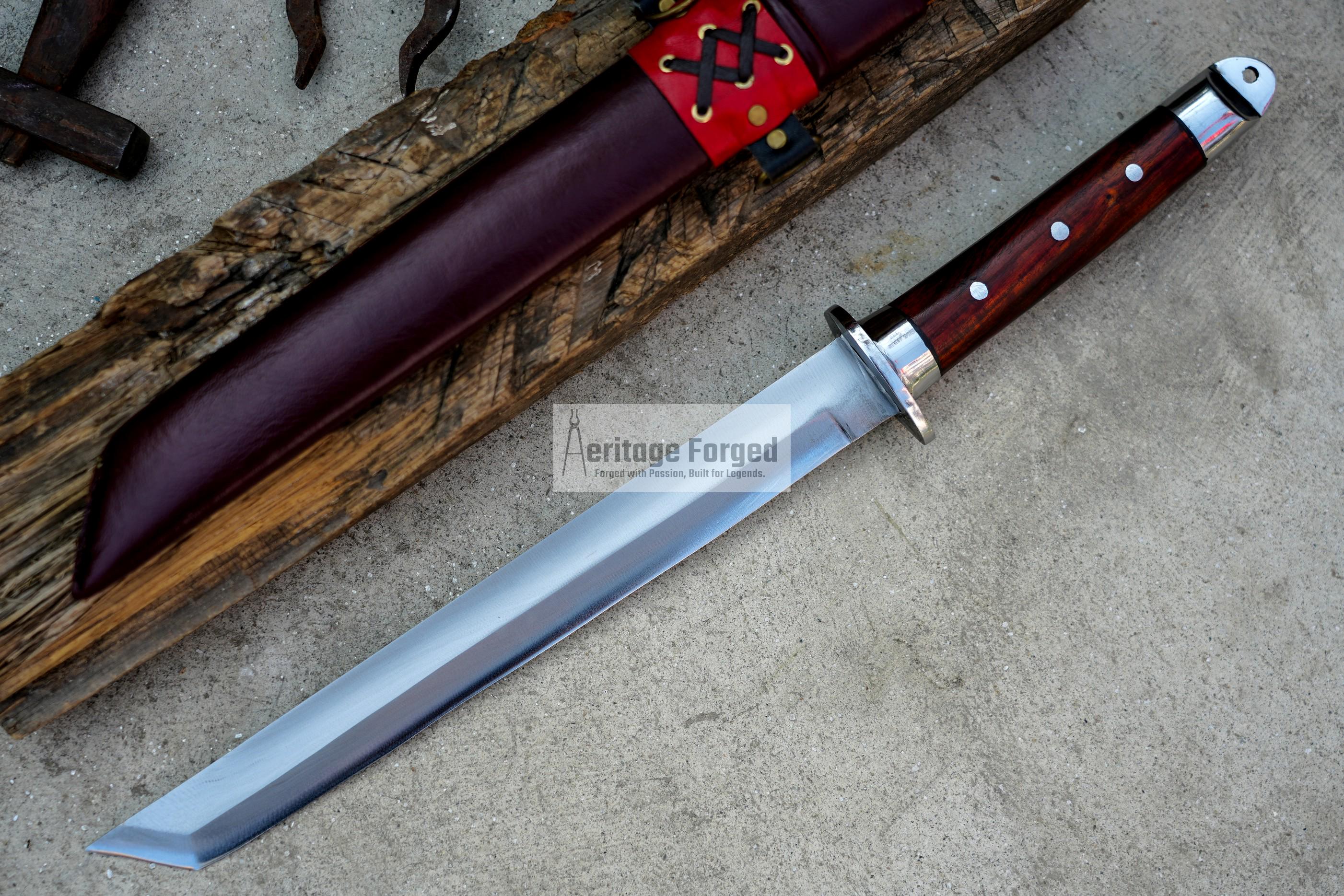 SHORT TANTO /12  inches Long Blade hand forged tanto knife/Leaf spring of truck/Sharpen/Tempered/Ready to use/knife/knives/ Functional