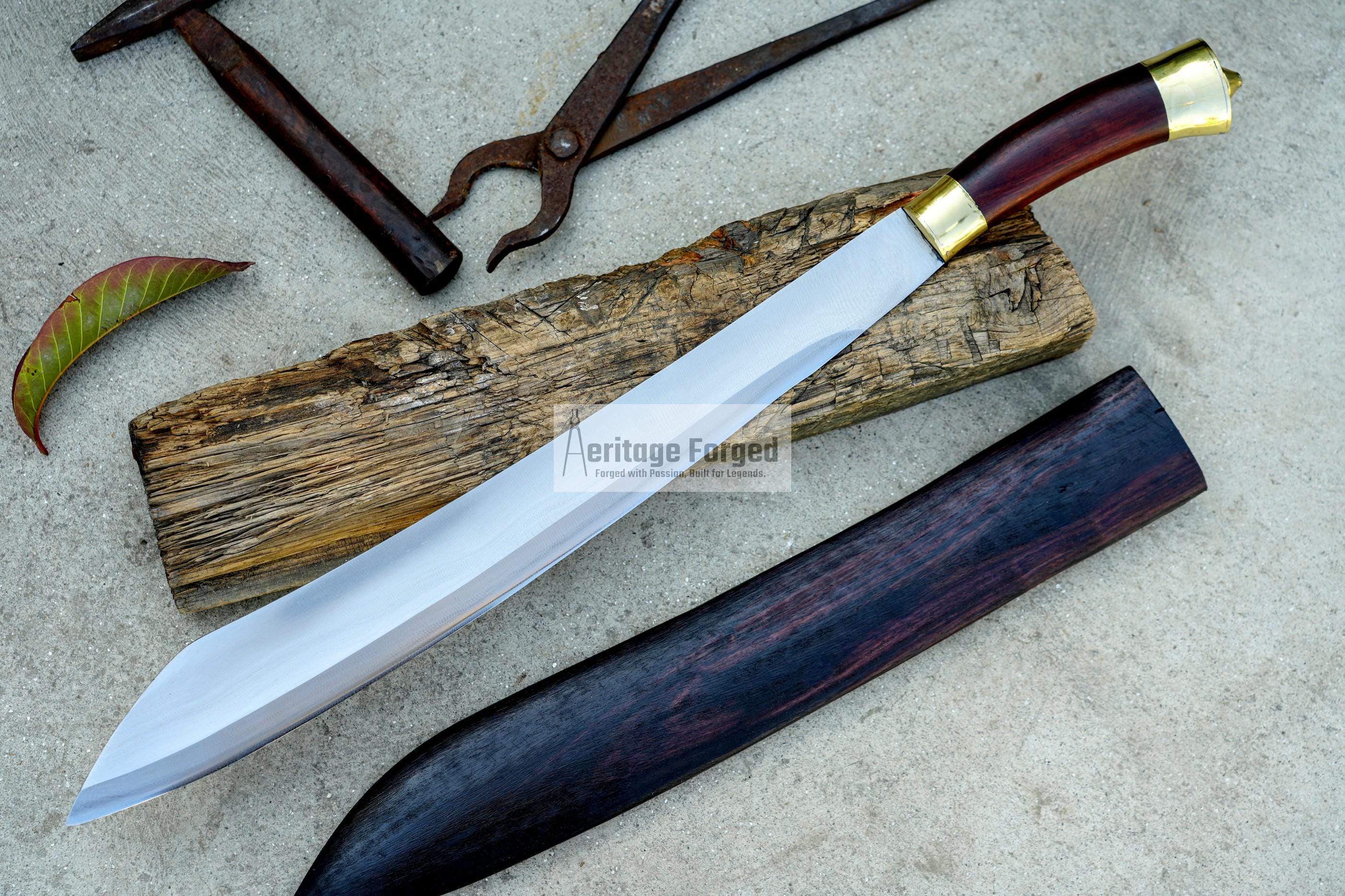 PARANG MACHETE / Large Jungle Machete/18 inches Long Blade Heavy duties machete/ Full tang/ Leaf spring of truck/ Tempered/Sharpen/Working