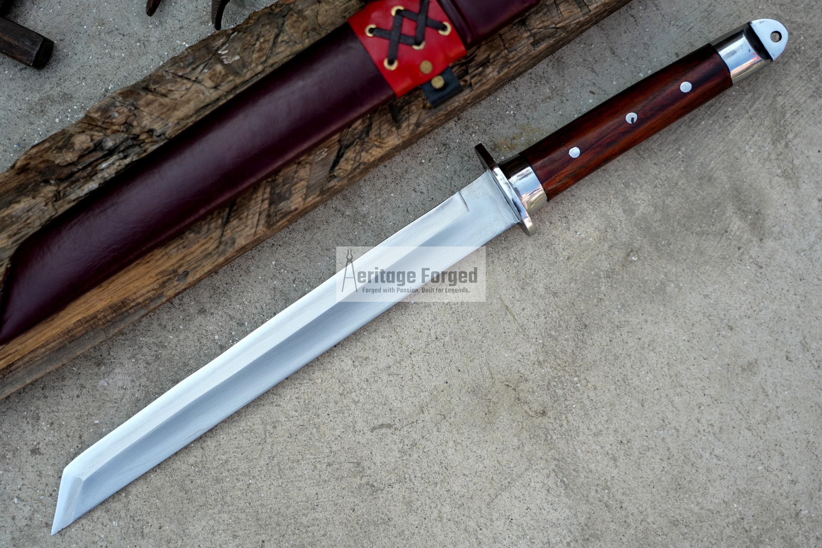 SHORT TANTO /12  inches Long Blade hand forged tanto knife/Leaf spring of truck/Sharpen/Tempered/Ready to use/knife/knives/ Functional