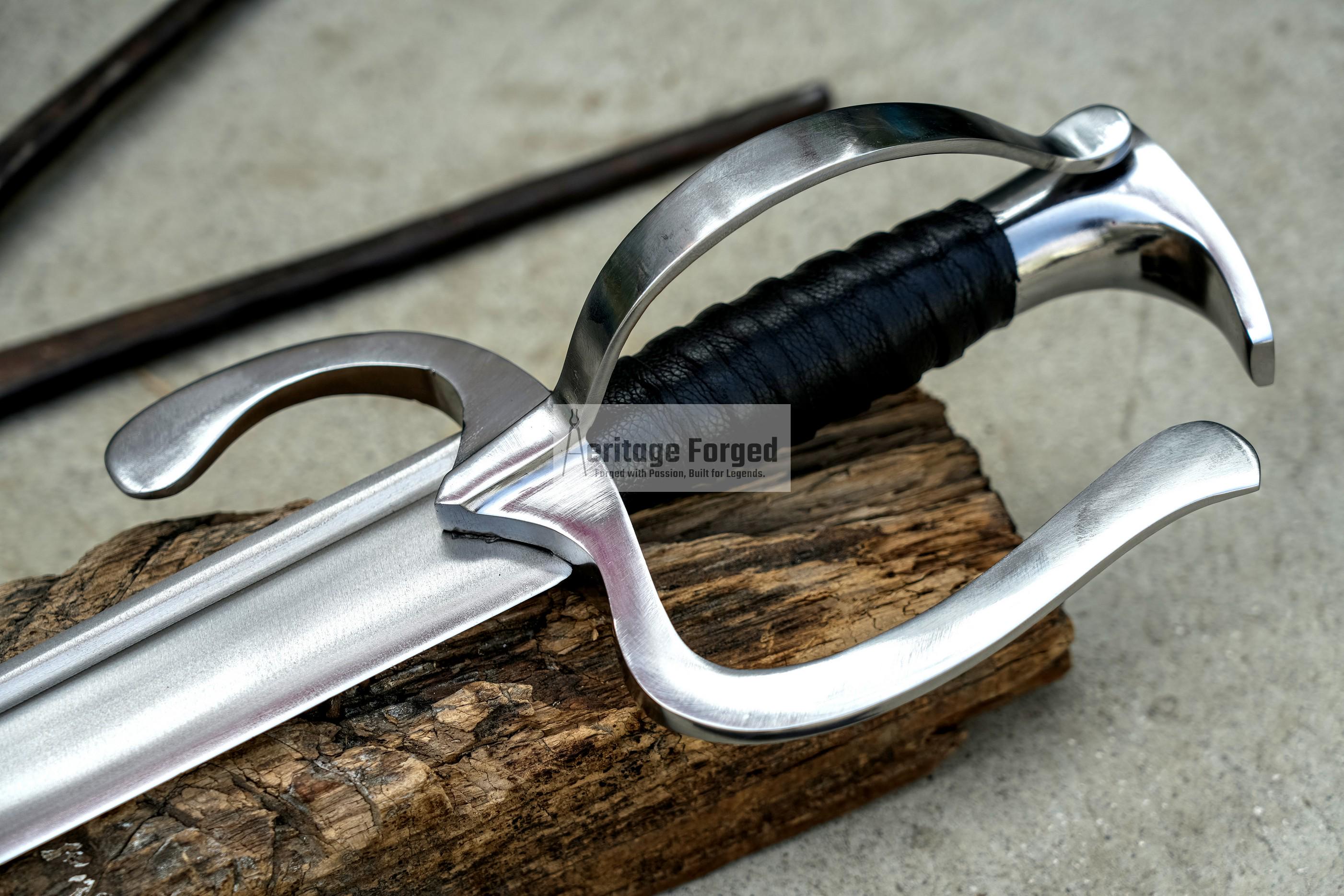 FALICON SWORD / Large Hand forged sword/24 inches Long Blade Heavy duties machete/ Full tang/ Leaf spring of truck/ Tempered/Sharpen/Working