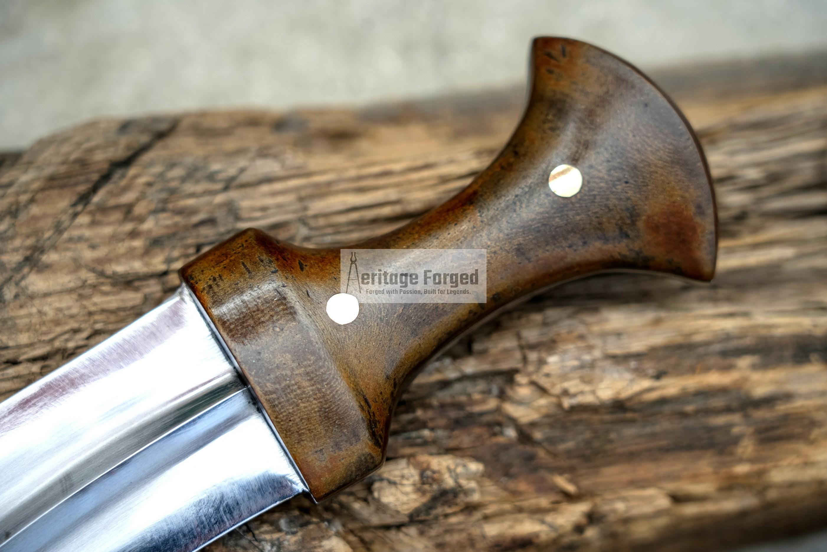 YEMENI JAMBIA KNIFE / 6.5 inches long Blade exotic knife / Hand forged knife / Made from Leaf spring of truck / Tempered / Sharpen