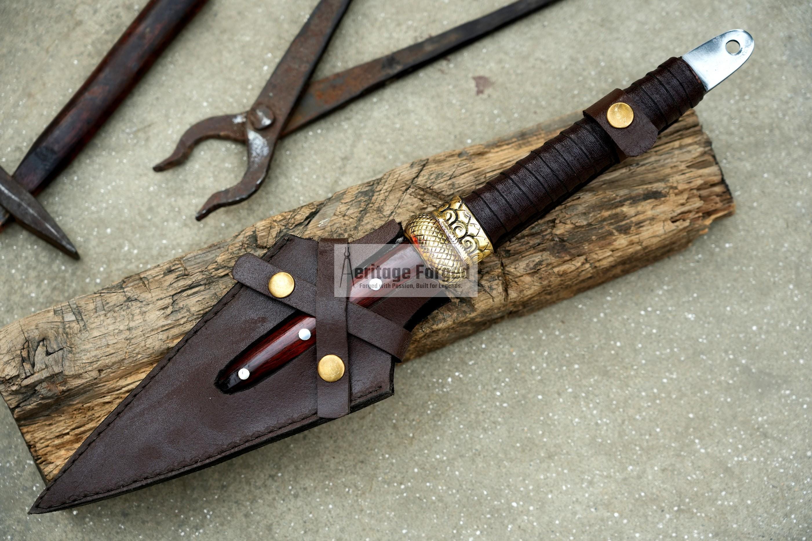HUNTING SPEAR / hand forged spear /Short Handle spear/ throwing Spear/ Full tang/ Leaf spring of truck/ Tempered/Sharpen