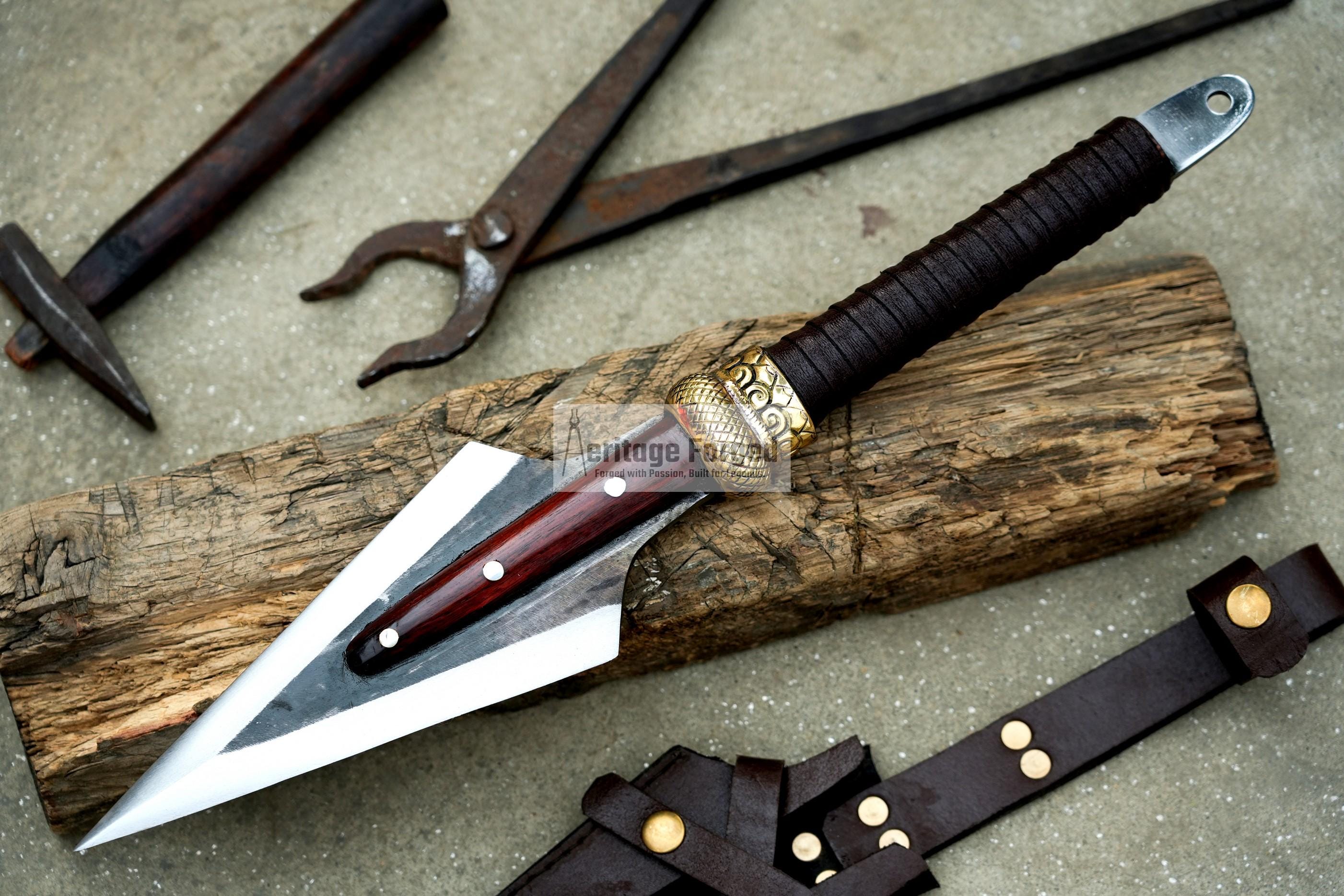 HUNTING SPEAR / hand forged spear /Short Handle spear/ throwing Spear/ Full tang/ Leaf spring of truck/ Tempered/Sharpen