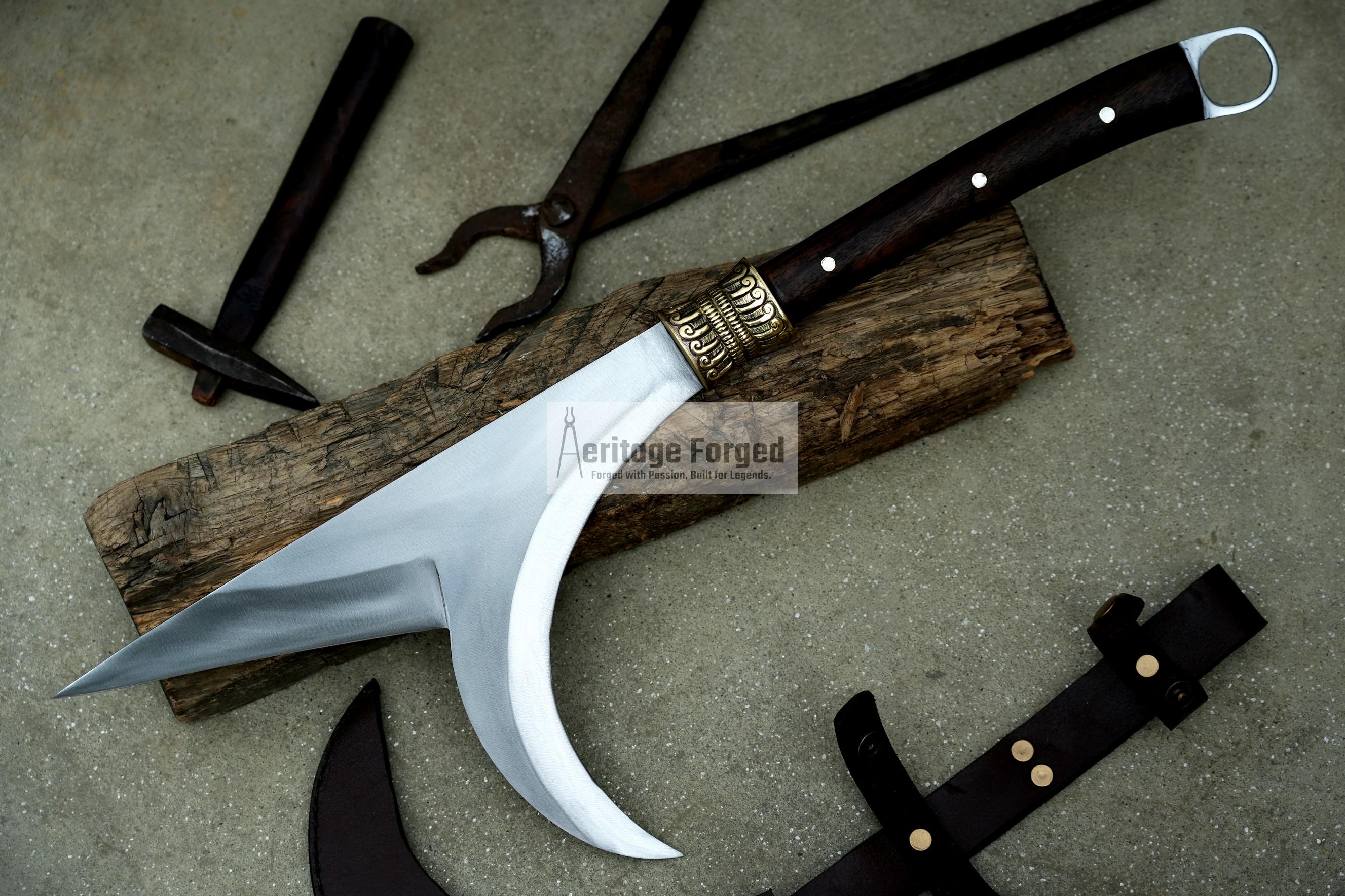 KYOKETSU KNIFE/Traditional Japanese knife/ Sickle /Leaf spring of truck/Rosewood Handle/Sharpen/Tempered/Ready to use/knife/knives