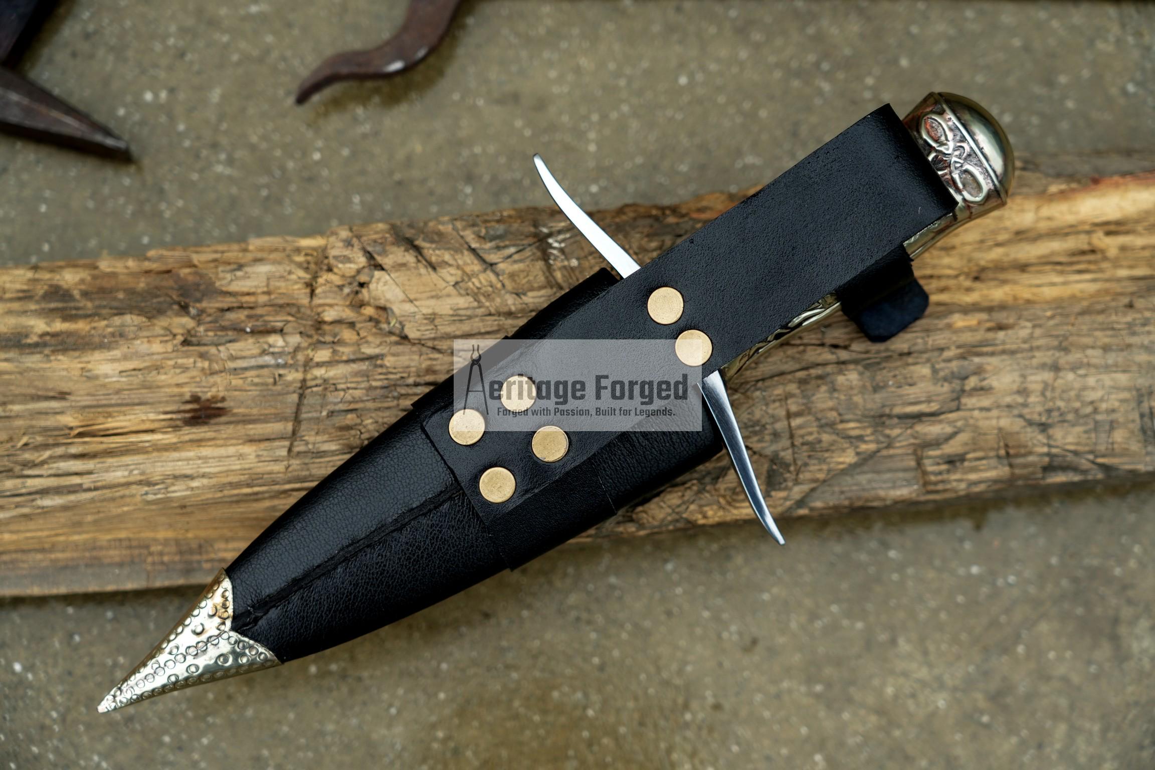 HAND FORGED DAGGER / 6 inches long Blade exotic knife / Hand forged knife / Made from Leaf spring of truck / Tempered / Sharpen