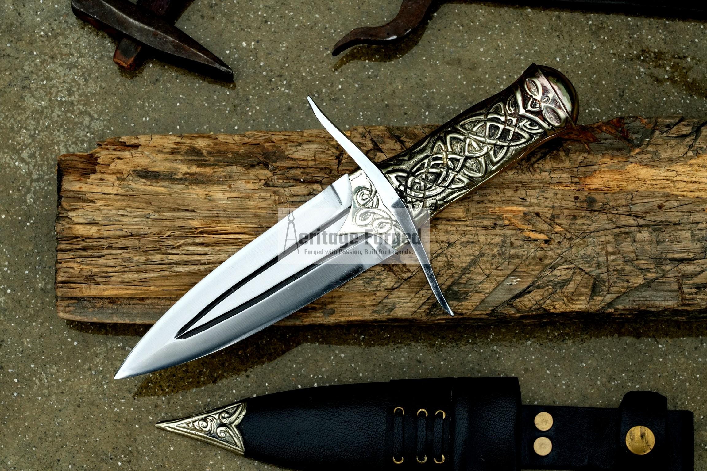 HAND FORGED DAGGER / 6 inches long Blade exotic knife / Hand forged knife / Made from Leaf spring of truck / Tempered / Sharpen
