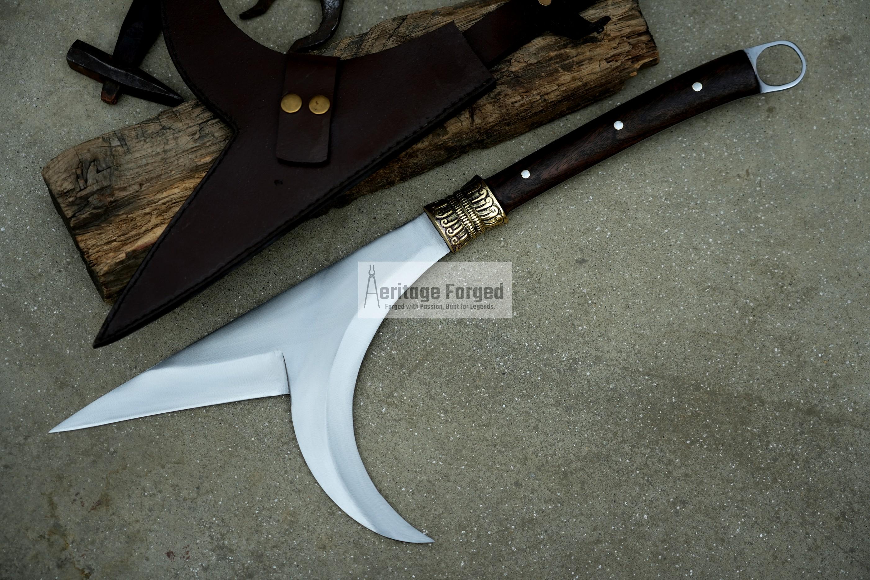 KYOKETSU KNIFE/Traditional Japanese knife/ Sickle /Leaf spring of truck/Rosewood Handle/Sharpen/Tempered/Ready to use/knife/knives