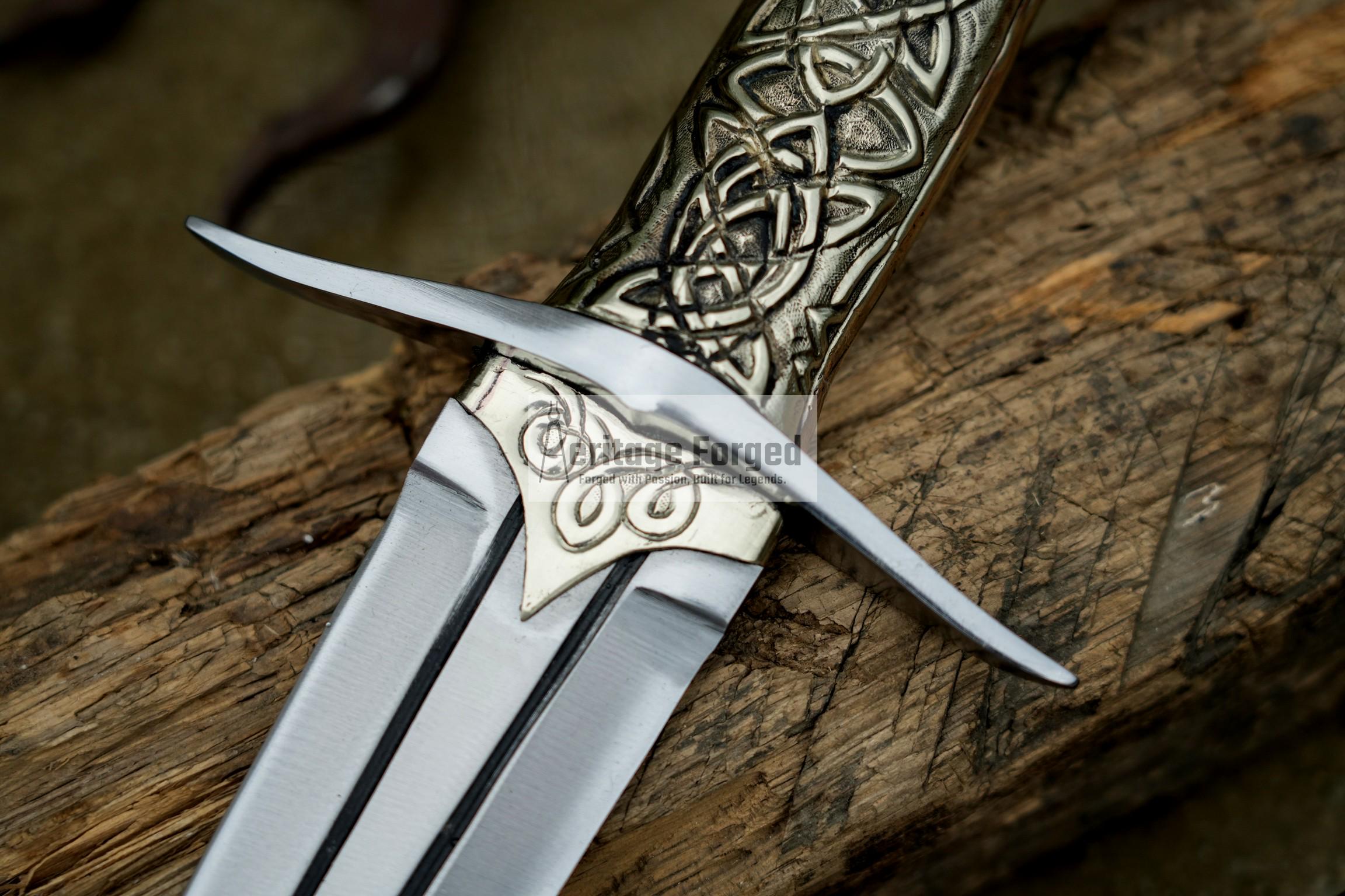 HAND FORGED DAGGER / 6 inches long Blade exotic knife / Hand forged knife / Made from Leaf spring of truck / Tempered / Sharpen