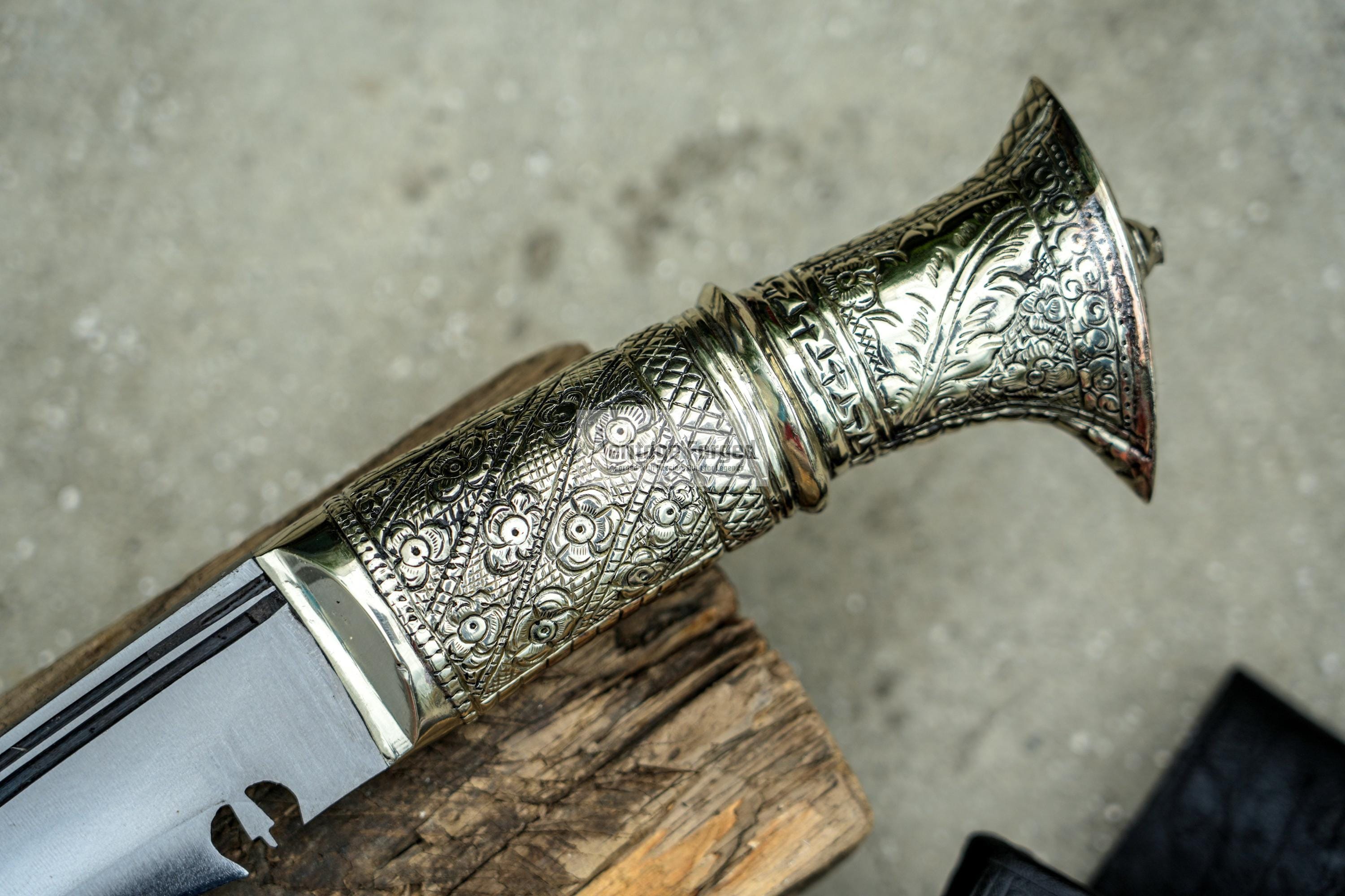 BRASS HANDLE KUKERI / Large Jungle Machete/ 17 inches Long Blade Heavy duties khukuri / Leaf spring of truck/ Tempered/Sharpen/Working