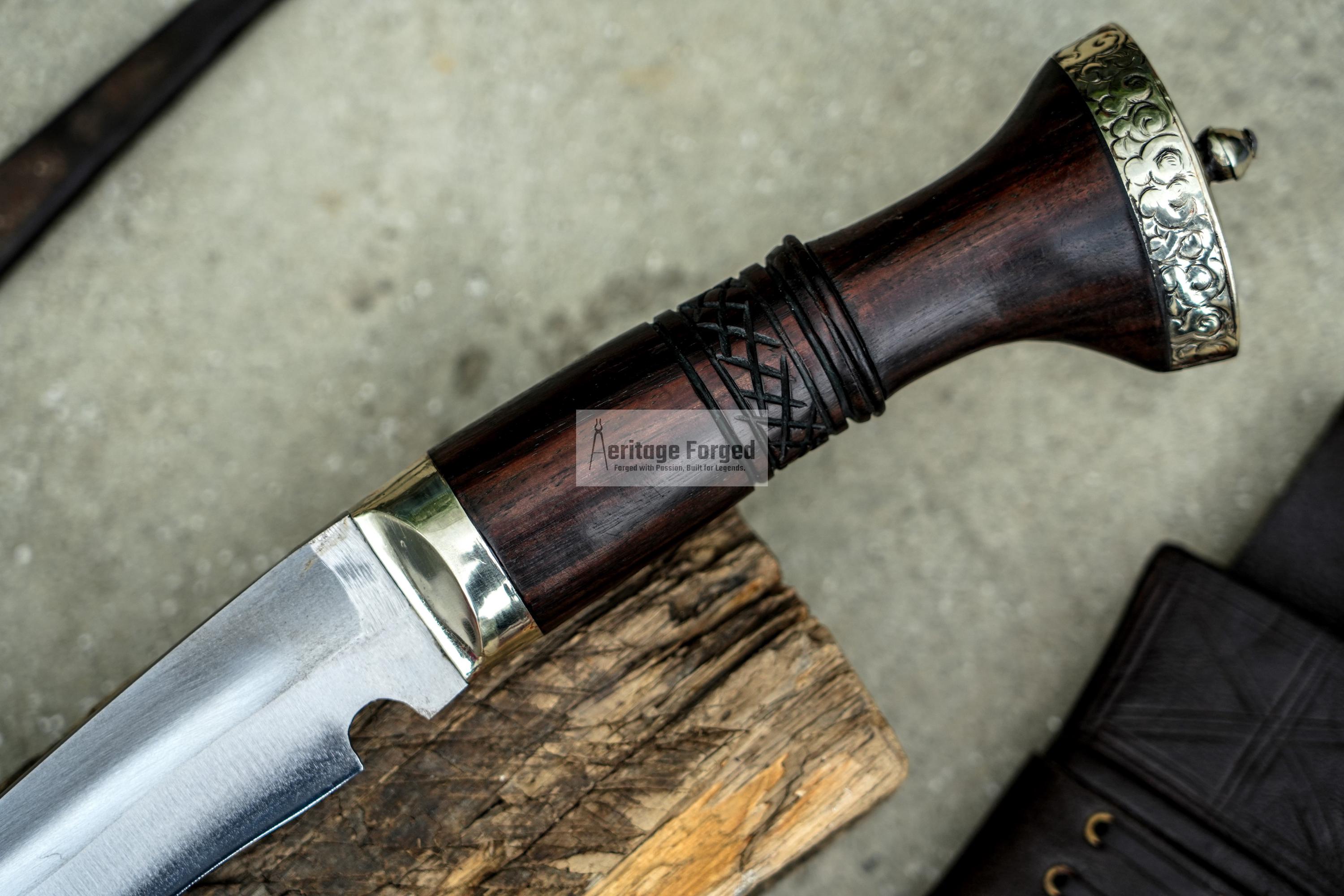 SIRUPATE KHUKURI / Large kukri Machete/ 18 inches Long Blade Heavy machete/ Full tang/ Leaf spring of truck/ Tempered/Sharpen/Working
