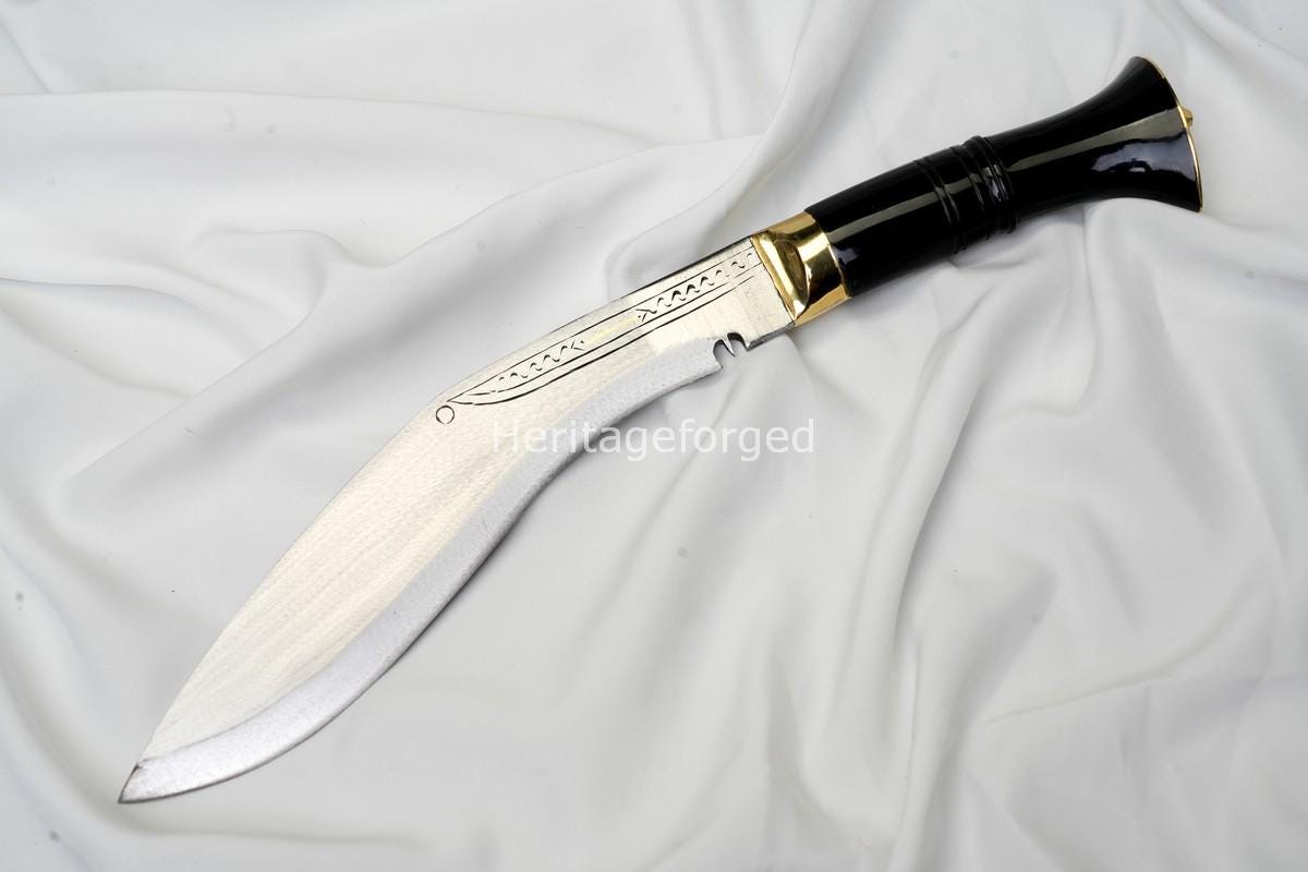 Kothimora Kukri â€“ 8 Inch Ceremonial Khukuri with Silver Scabbard and Cross kuri Badges