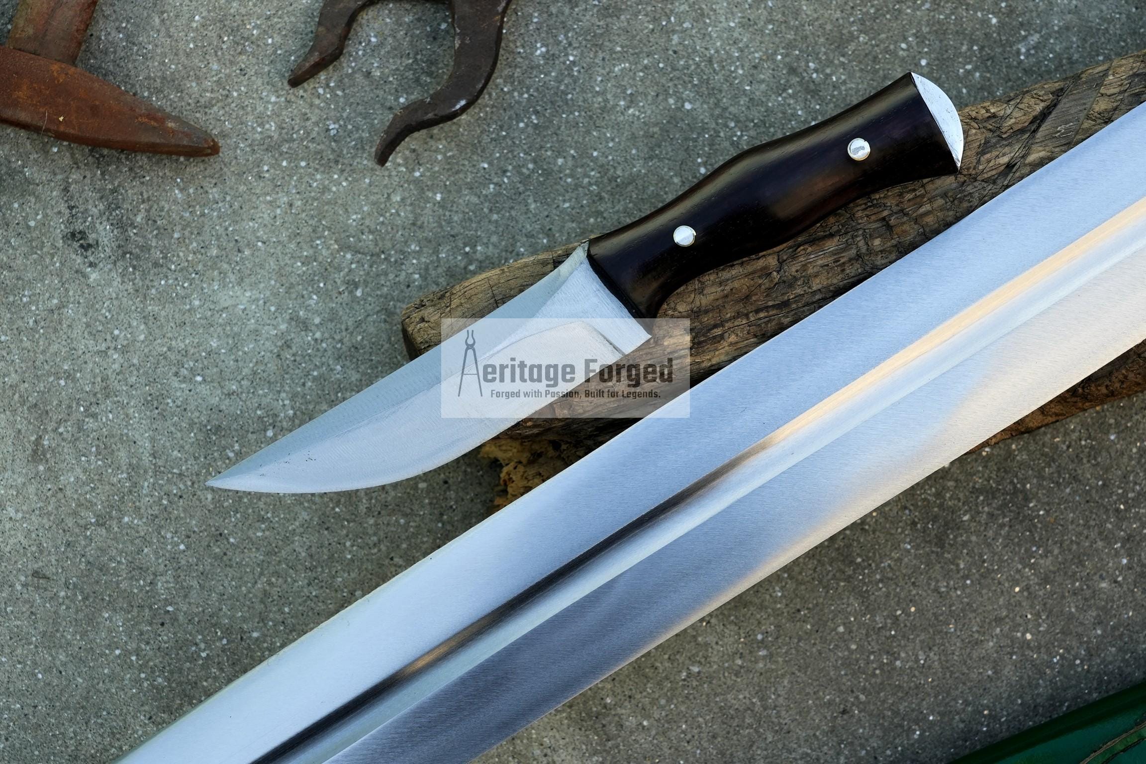 Knightâ€™s Healer Sword /25 inches Long Blade hand Made Sword/Leaf spring of truck/Rosewood Handle/Sharpen/Tempered/Sword